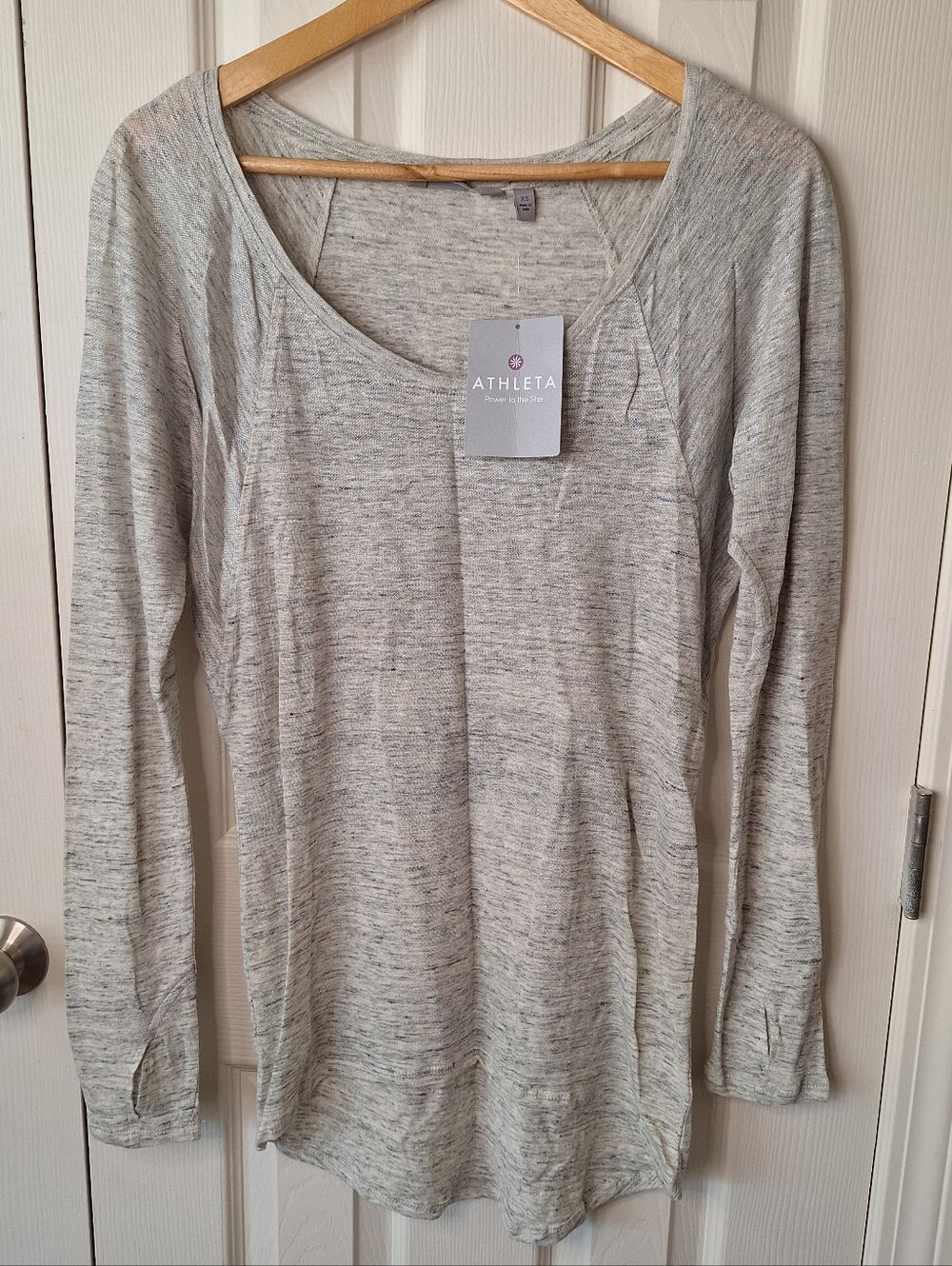 Athleta Shiva Shimmer Long Sleeve Linen Top in Heather Light Gray Size XS